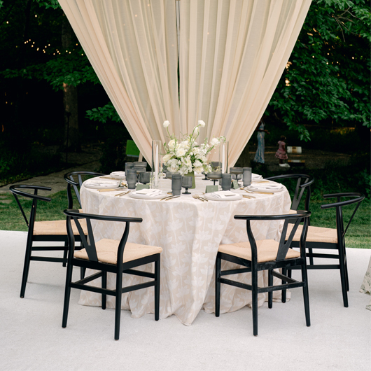 Round Banquet Tables