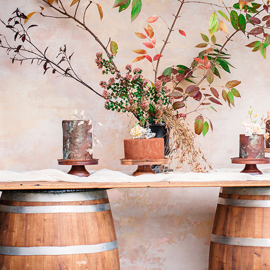 Chestnut Top Vineyard Table