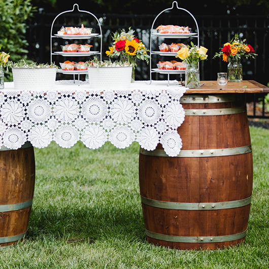 Chestnut Top Vineyard Table