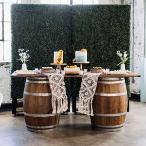 Chestnut Top Vineyard Table