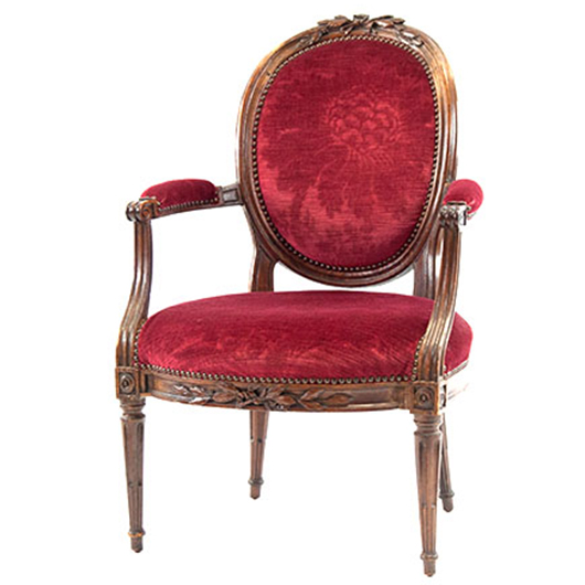 Antique Red Velvet Dahlia Armchair (2) Antique Red Velvet Dahlia Armchair (2)