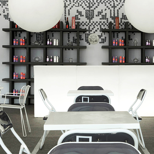 Grid Bar Back - Black