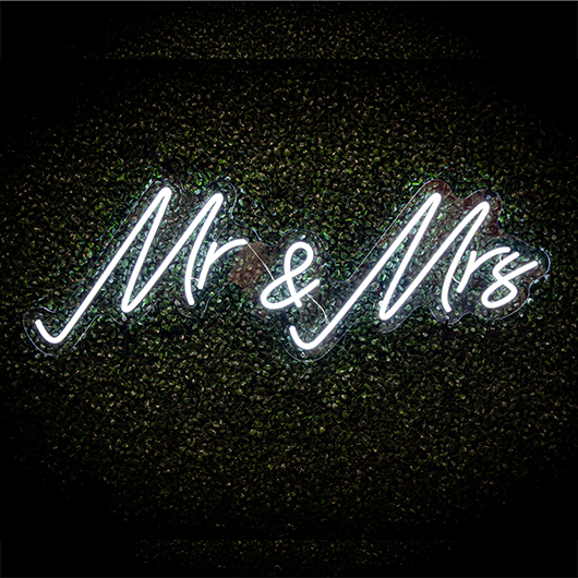Mr & Mrs Neon Sign 36x14