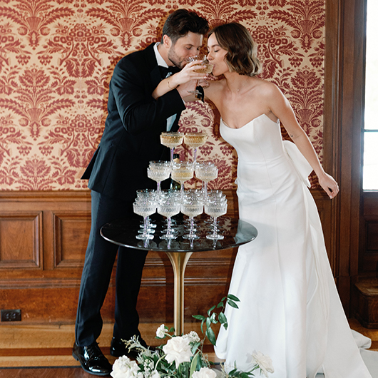 Tulip Table - Black Marble Top | Brass - 30"H