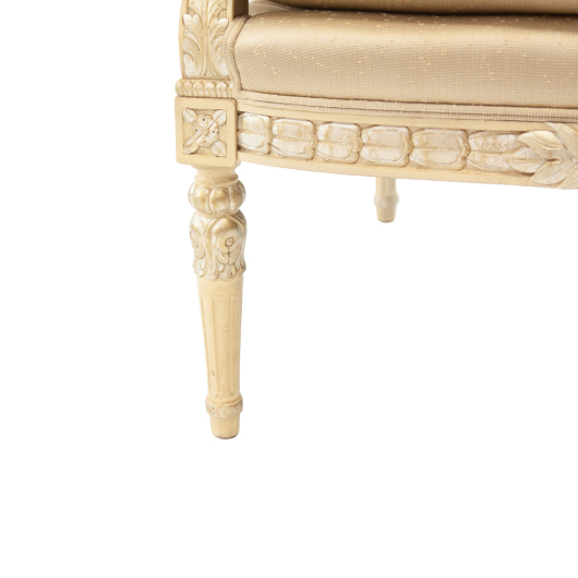 Vintage Oversized Marquise Armchair (2) Vintage Oversized Marquise Armchair (2)