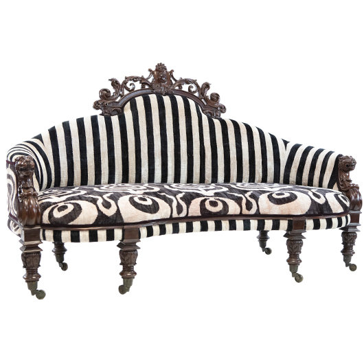 Antique Lion's Head Sofa (1) Antique Lion's Head Sofa (1)