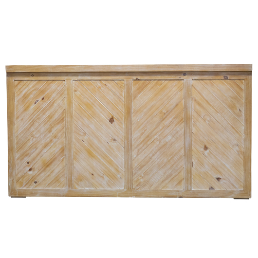 Chevron Bar + Columns